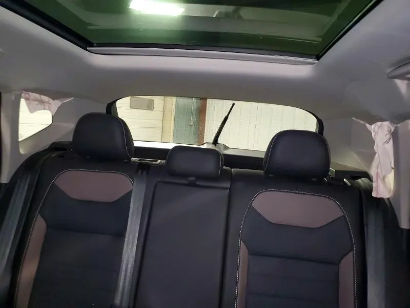 2024 VOLKSWAGEN TAOS SEL  