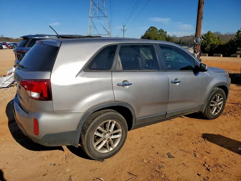 2015 KIA SORENTO LX  