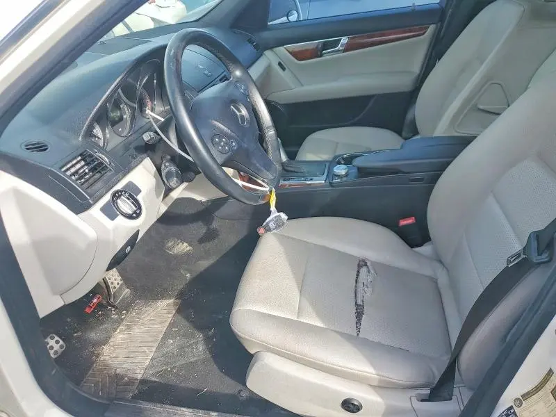 2010 MERCEDES-BENZ C 300  