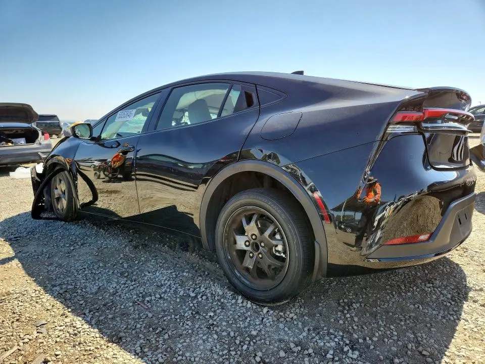 2024 TOYOTA PRIUS LE  