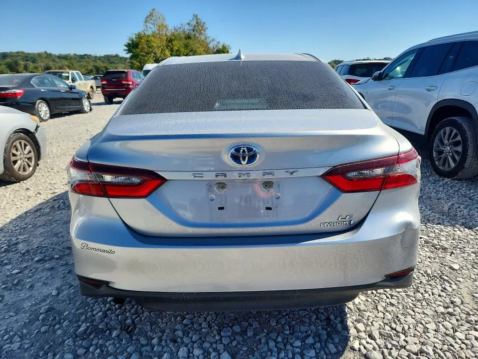 2021 TOYOTA CAMRY LE  