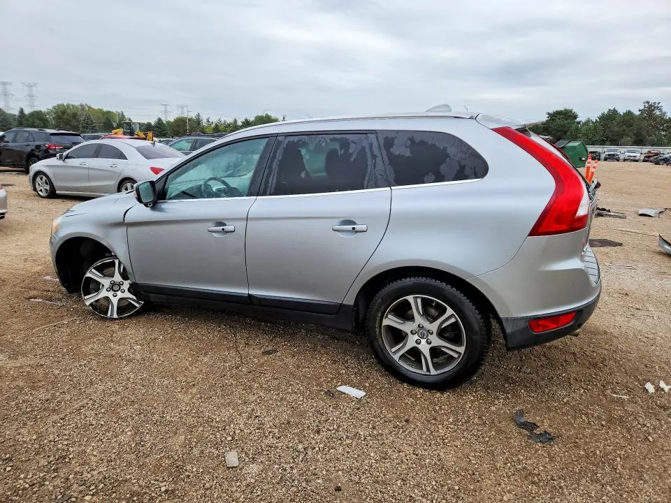 2011 VOLVO XC60 T6  