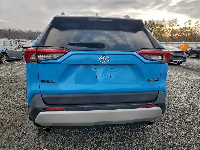 2019 TOYOTA RAV4 ADVENTURE  