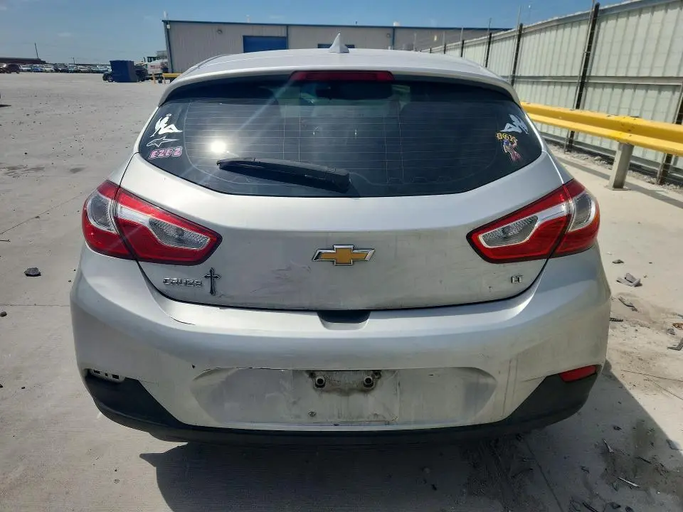 2017 CHEVROLET CRUZE LT  