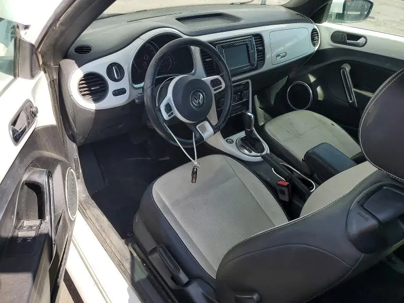 2019 VOLKSWAGEN BEETLE S  