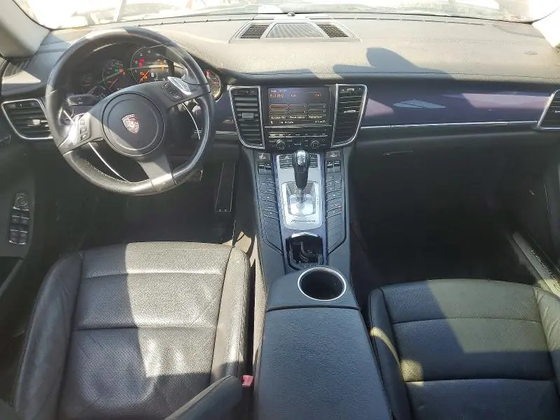 2011 PORSCHE PANAMERA 2  
