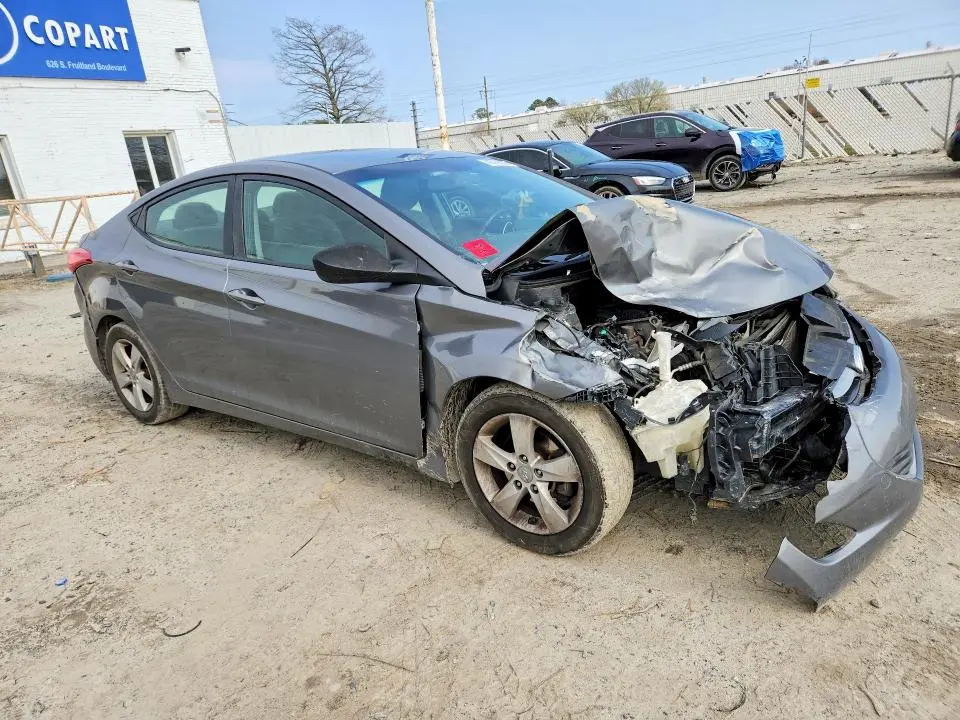 2013 HYUNDAI ELANTRA GLS  