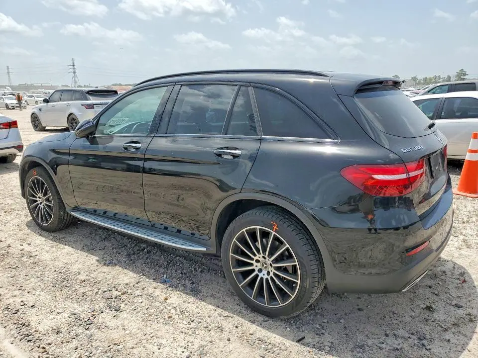 2019 MERCEDES-BENZ GLC 300  