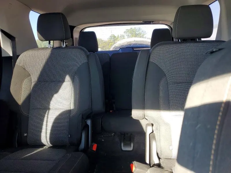 2021 CHEVROLET TRAVERSE LT  