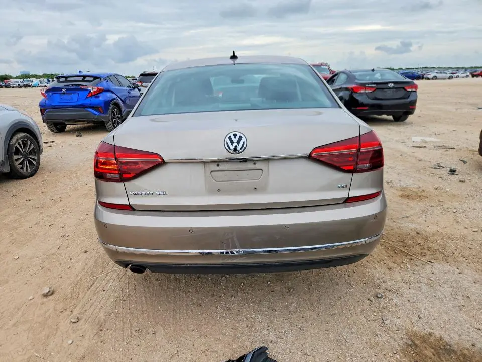 2017 VOLKSWAGEN PASSAT SEL PREMIUM  
