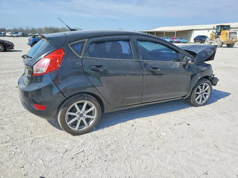 2015 FORD FIESTA SE  