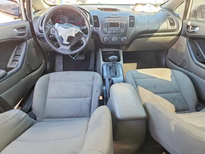 2015 KIA FORTE LX  