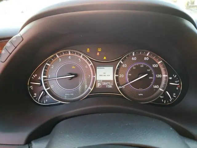 2016 INFINITI QX80   