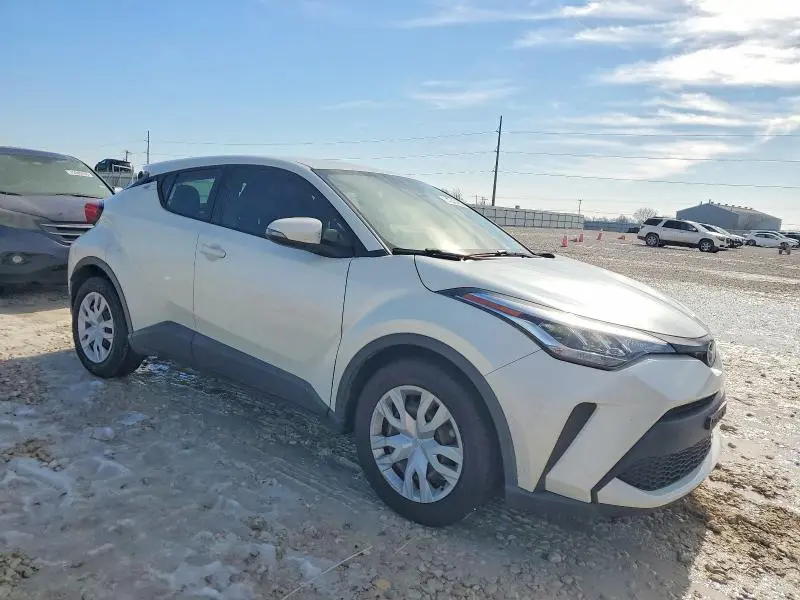 2020 TOYOTA C-HR XLE  