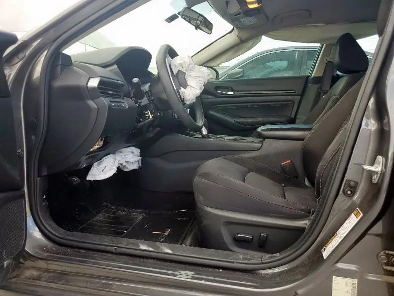 2019 NISSAN ALTIMA S  