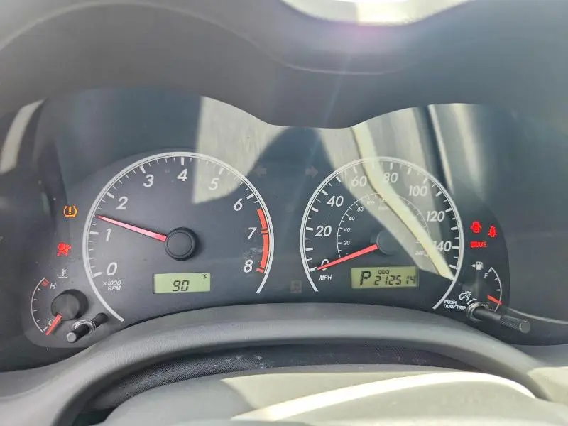 2010 TOYOTA COROLLA LE  