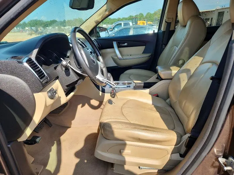 2010 GMC ACADIA SLT-1  