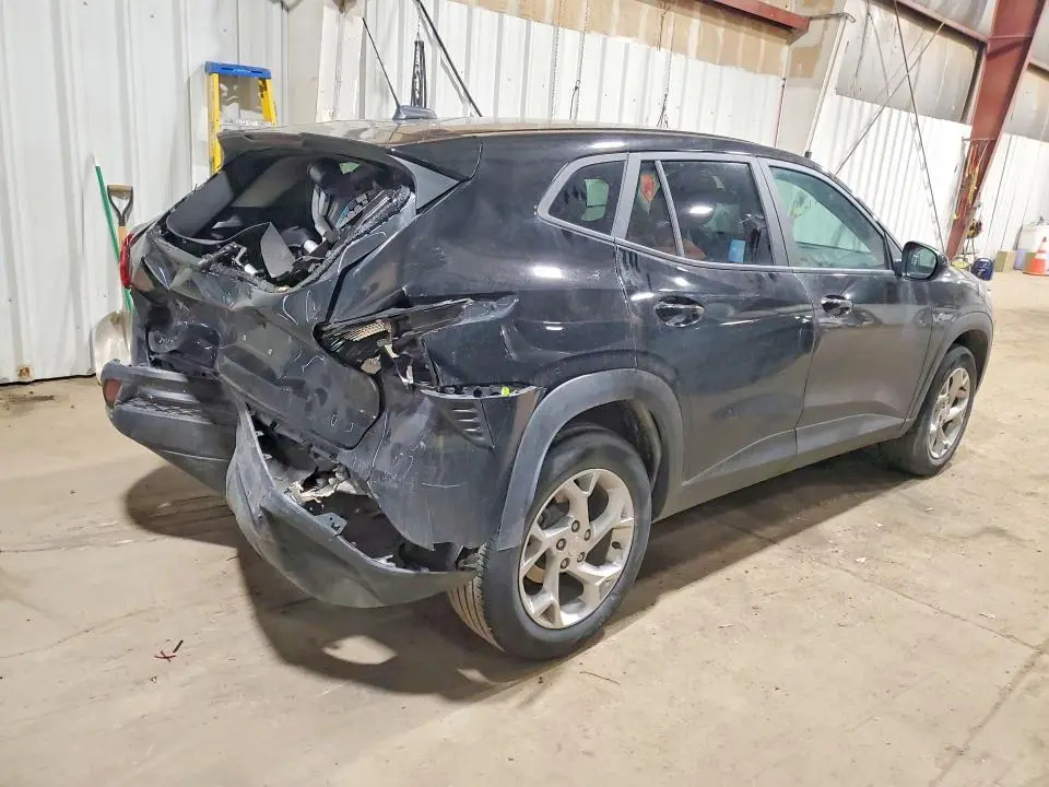 2024 CHEVROLET TRAX LS  