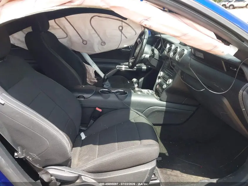 2015 FORD MUSTANG V6