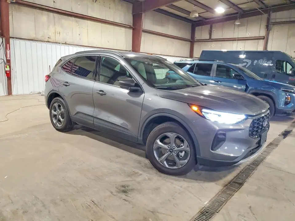 2025 FORD ESCAPE ST LINE  