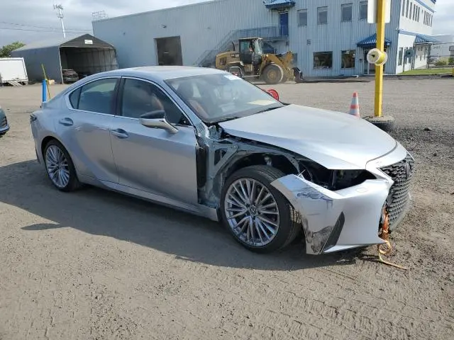 2025 LEXUS IS 300  