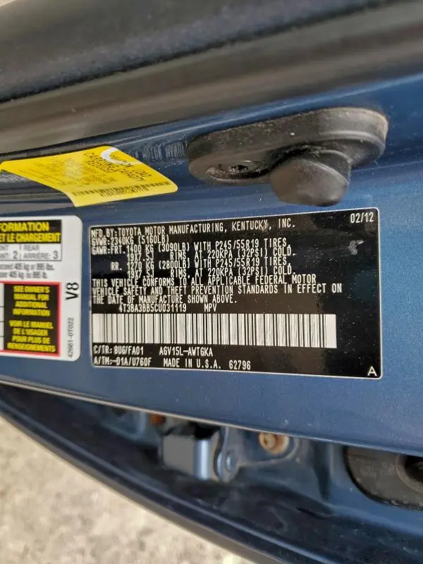 2012 TOYOTA VENZA LE  