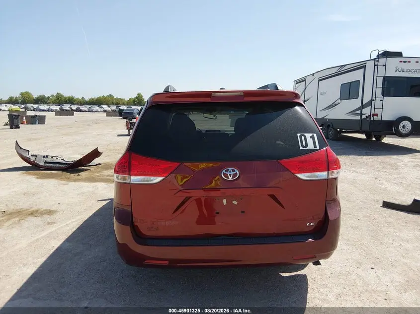 2014 TOYOTA SIENNA LE V6 8 PASSENGER