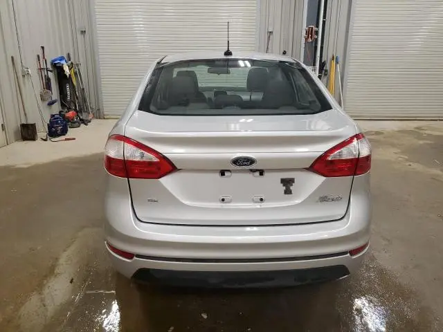 2018 FORD FIESTA SE  