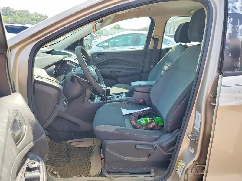 2017 FORD ESCAPE S  