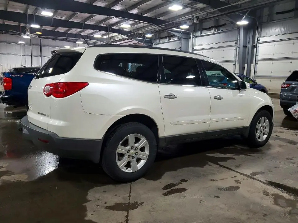 2012 CHEVROLET TRAVERSE LT  