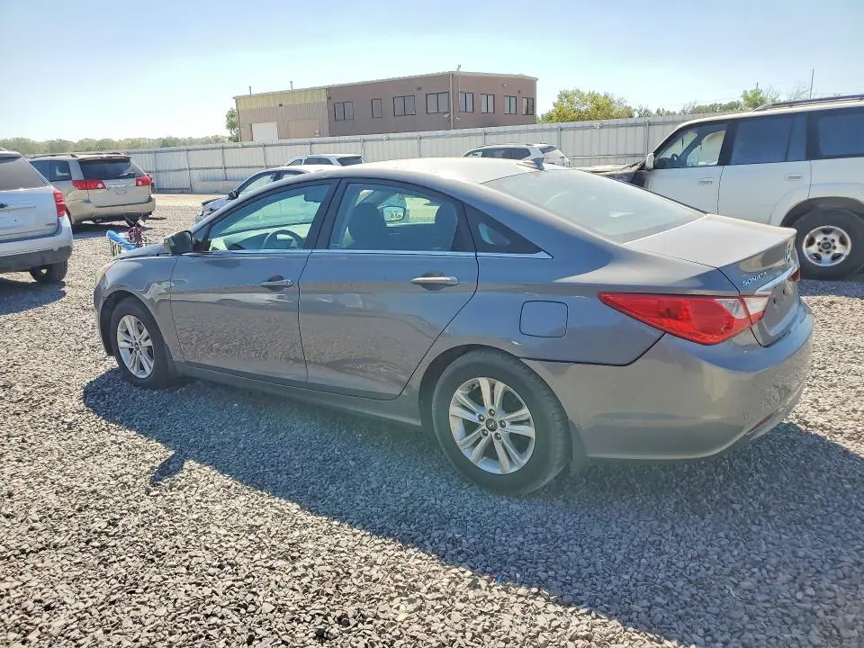 2013 HYUNDAI SONATA GLS  