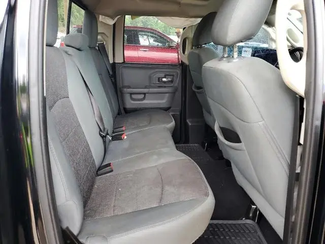 2015 RAM 1500 SLT