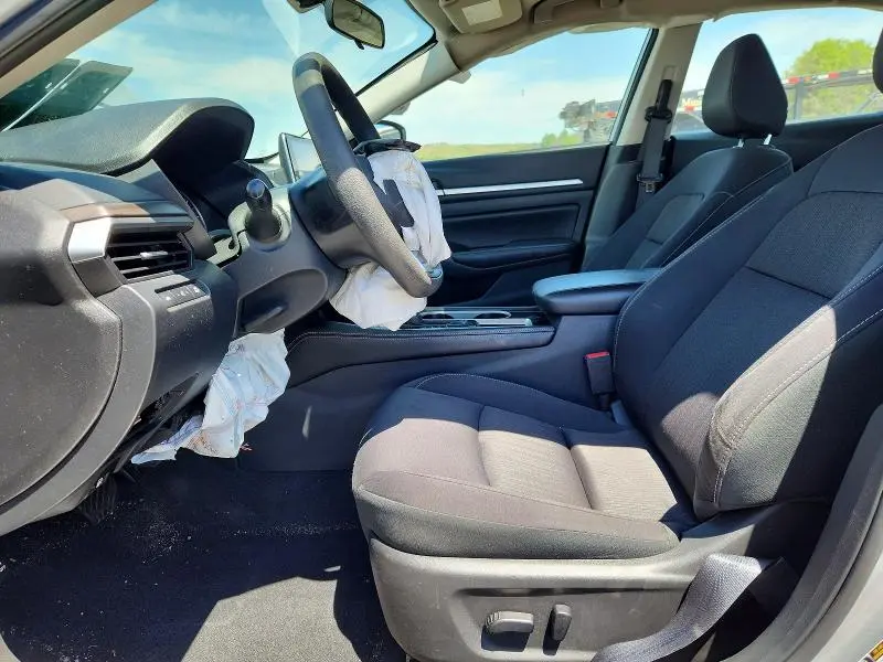 2023 NISSAN ALTIMA SV  