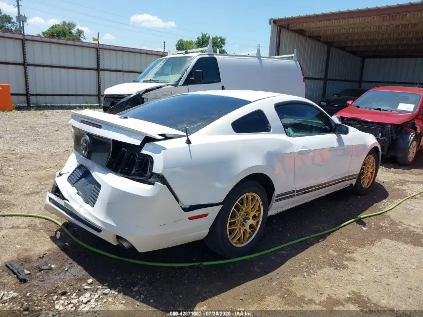 2014 FORD MUSTANG V6 PREMIUM
