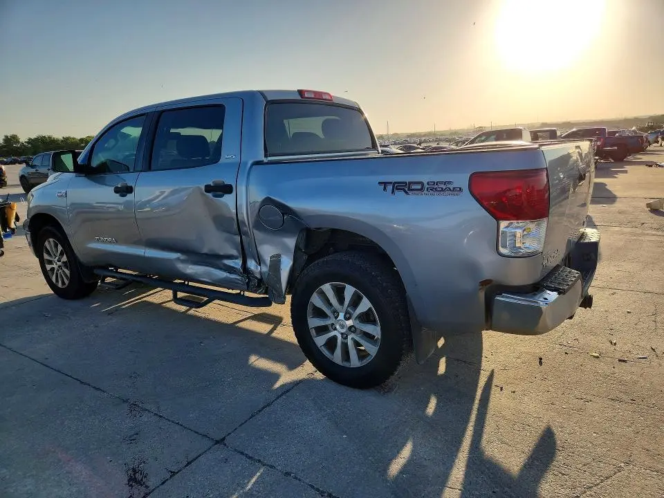 2010 TOYOTA TUNDRA CREWMAX SR5  
