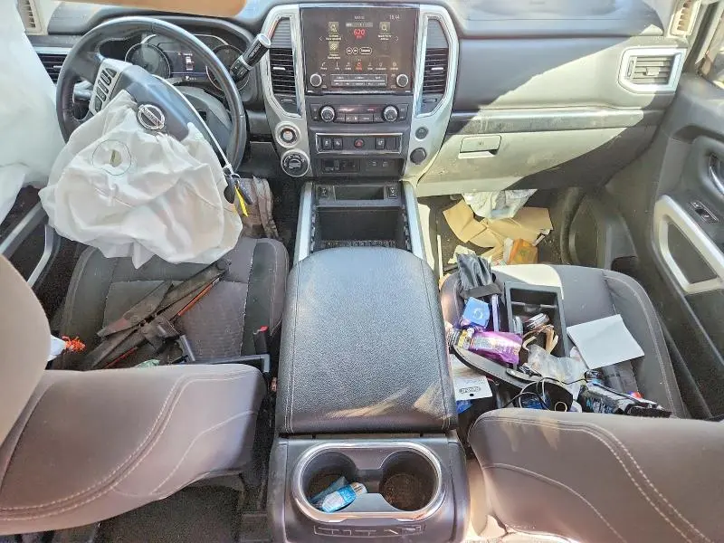 2021 NISSAN TITAN SV  