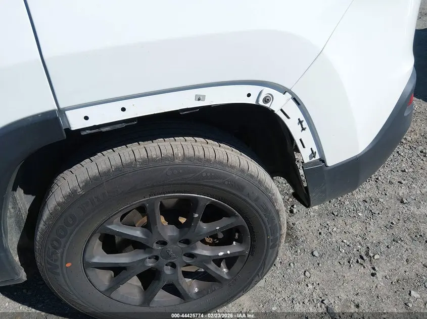 2014 JEEP CHEROKEE SPORT