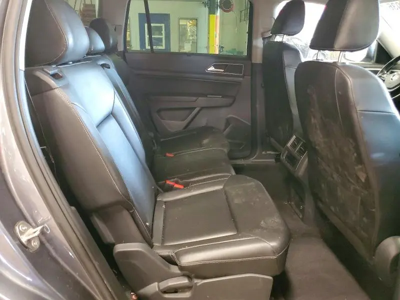 2018 VOLKSWAGEN ATLAS SE  