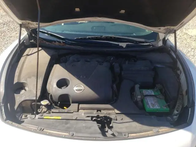 2013 NISSAN MAXIMA S  