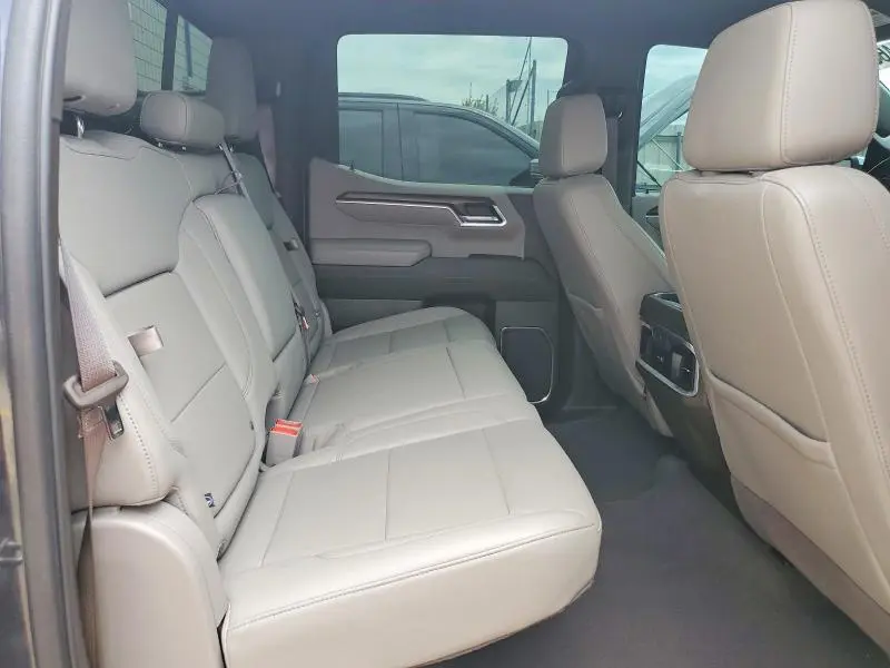 2022 GMC SIERRA K1500 SLT  