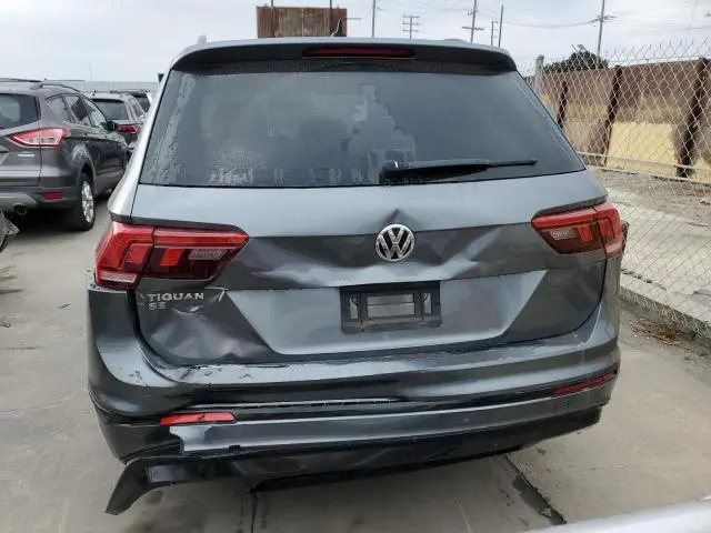 2020 VOLKSWAGEN TIGUAN SE  