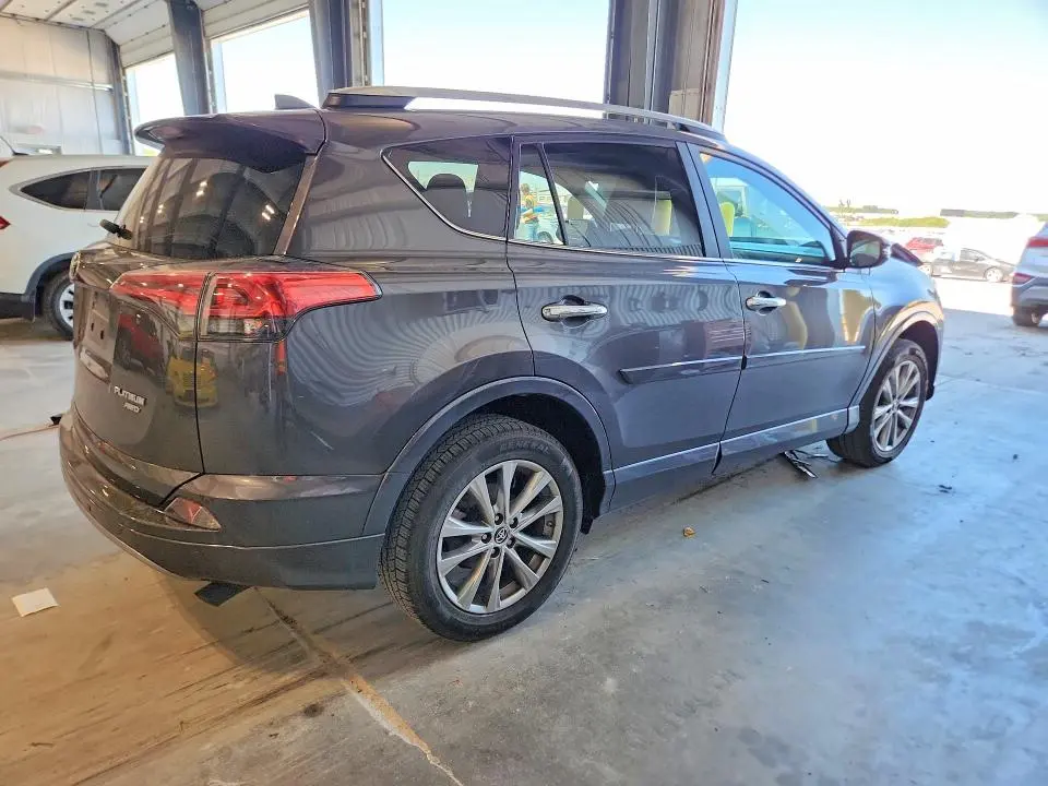 2017 TOYOTA RAV4 PLATINUM  