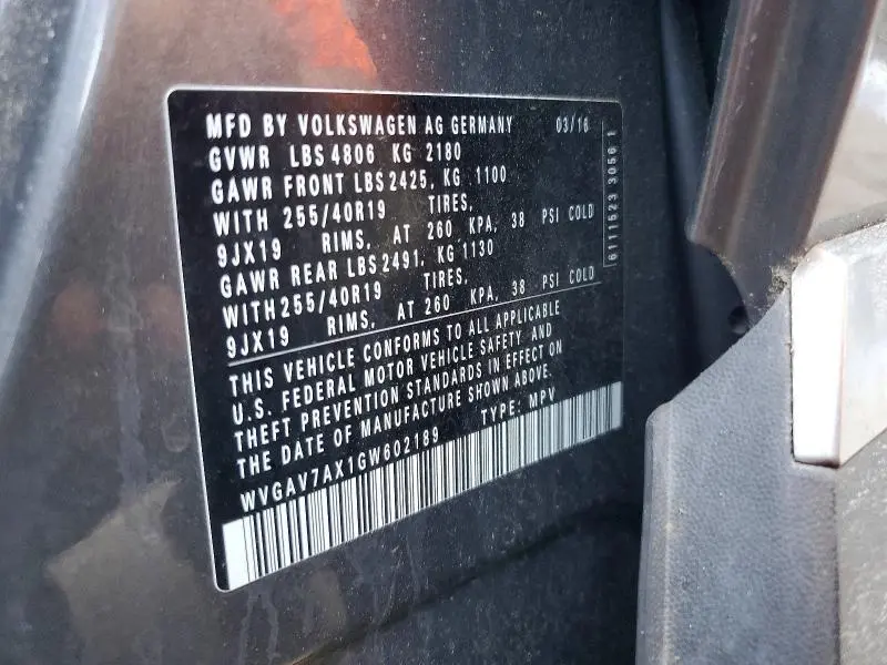 2016 VOLKSWAGEN TIGUAN S  