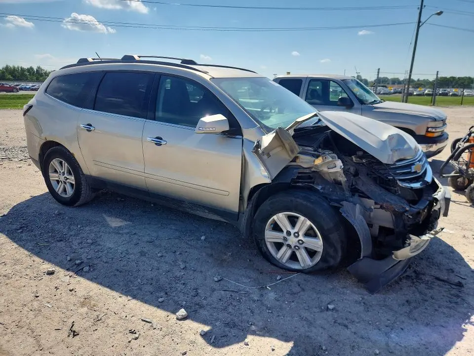 2014 CHEVROLET TRAVERSE LT  