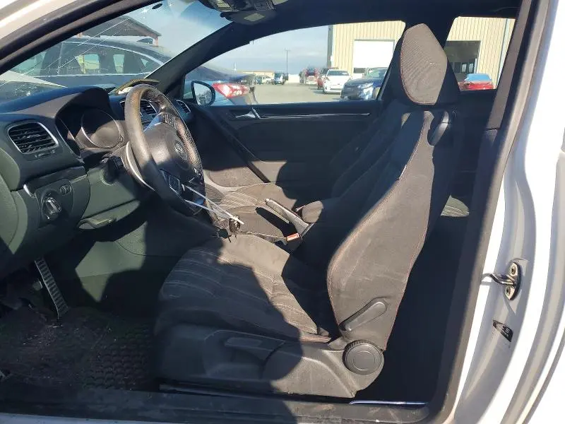 2011 VOLKSWAGEN GTI   