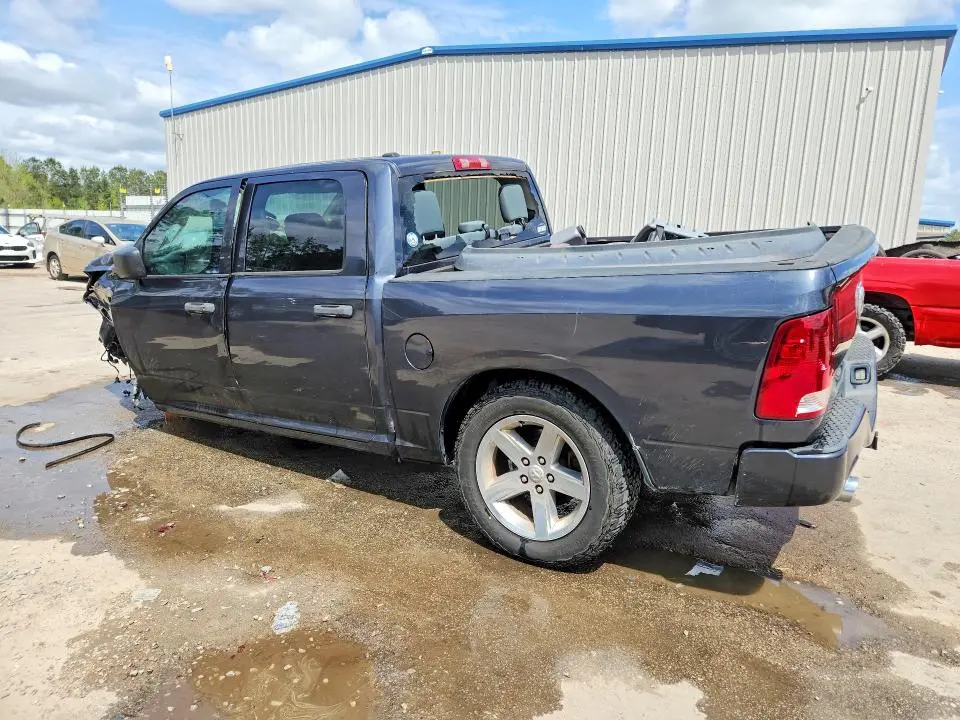2015 RAM 1500 ST  