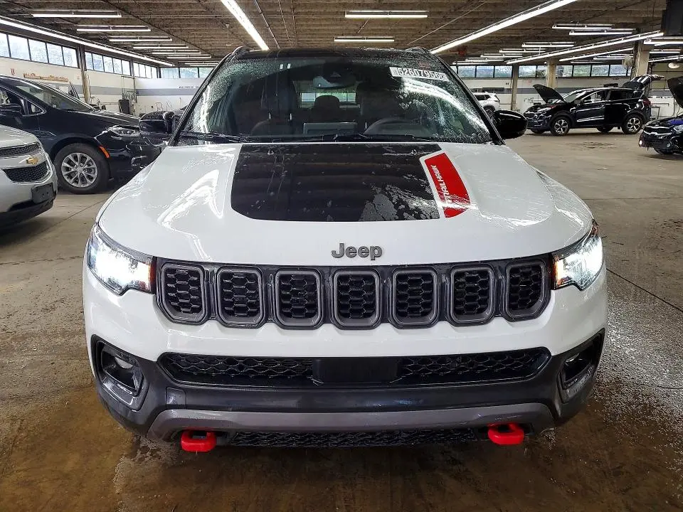 2025 JEEP COMPASS TRAILHAWK  