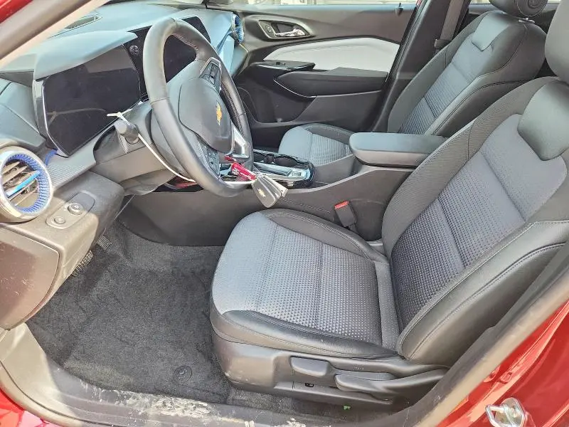2025 CHEVROLET TRAX 1LT  
