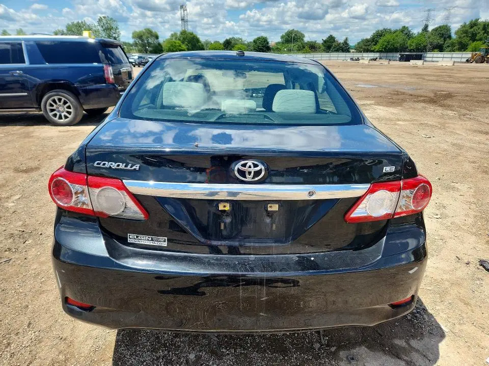 2011 TOYOTA COROLLA LE  