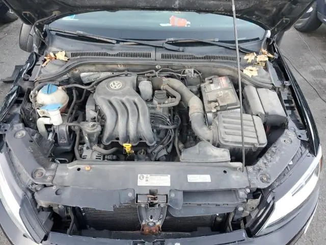 2013 VOLKSWAGEN JETTA BASE  